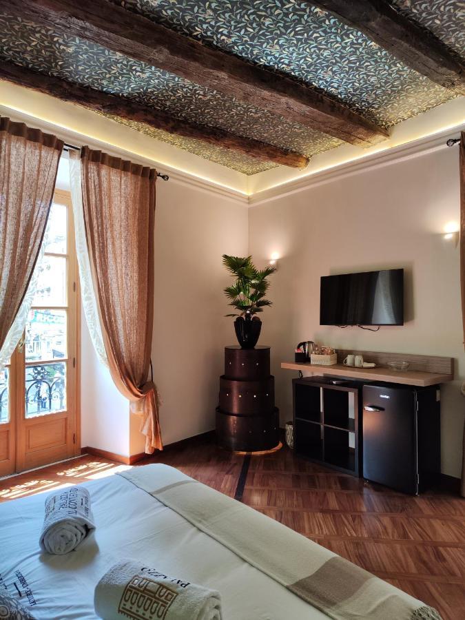 Bed and Breakfast Palazzo Il Convento Luxury Umberto I Неаполь Экстерьер фото